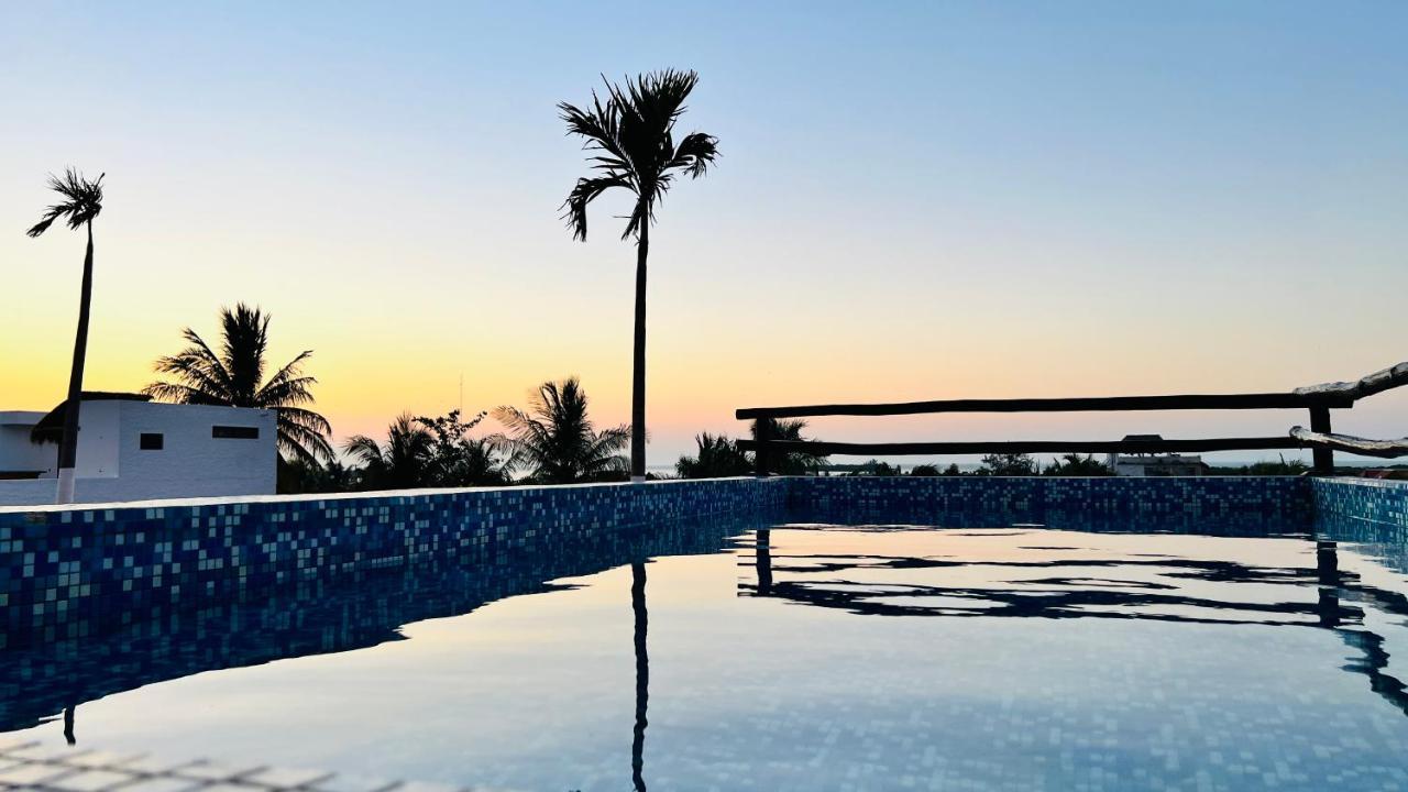 Hotel Mayari Holbox 外观 照片 Sunset at the beach