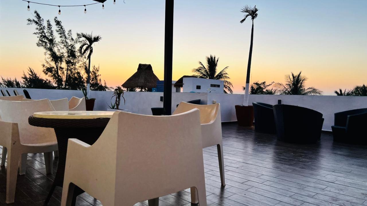 Hotel Mayari Holbox 外观 照片 Rooftop bar in Tulum