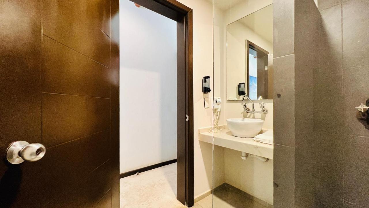 Hotel Mayari Holbox 外观 照片 Bathroom of a hotel room